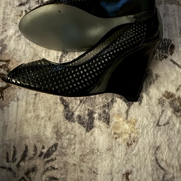 Vía Spiga Black Peep-Toe Wedge Heels - Picture 3 of 5
